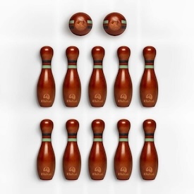 Yard bowling set